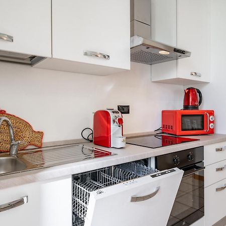 Dolce Teresa Apartment Манделло-дель-Ларіо Екстер'єр фото