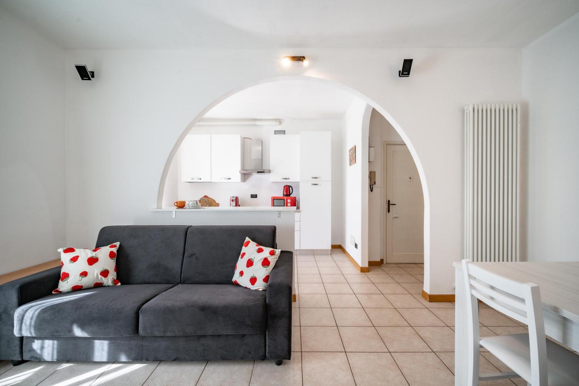 Dolce Teresa Apartment Манделло-дель-Ларіо Екстер'єр фото